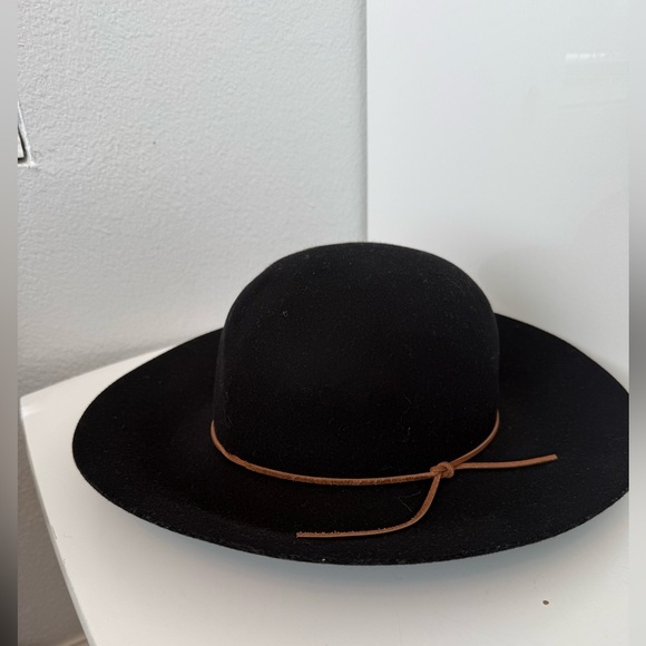 NWT Phenix 100% Wool Black Wide-Brim Hat main image 4